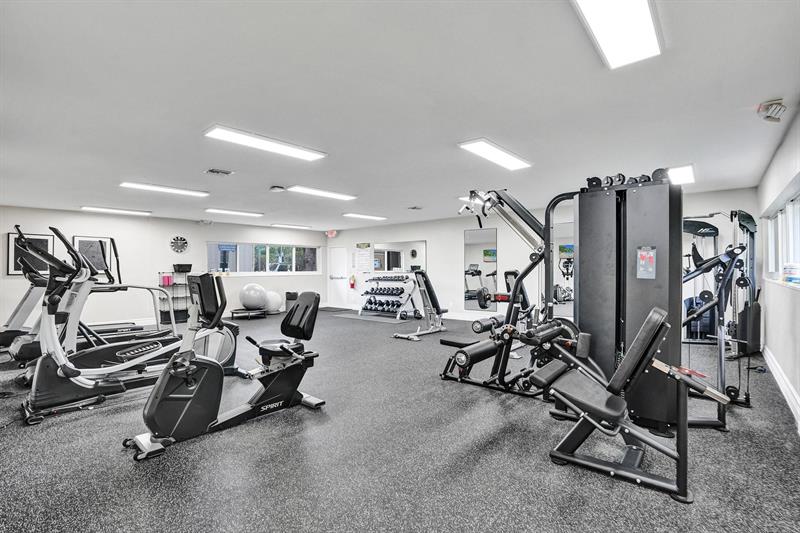 Image 54 of 63 For 801 Federal Hwy  Ph-14