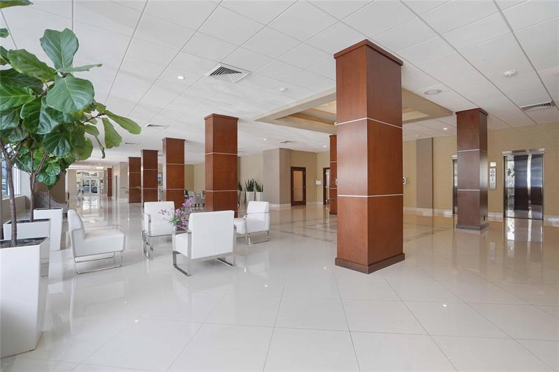 Image 34 of 42 For 4250 Galt Ocean Dr  4j