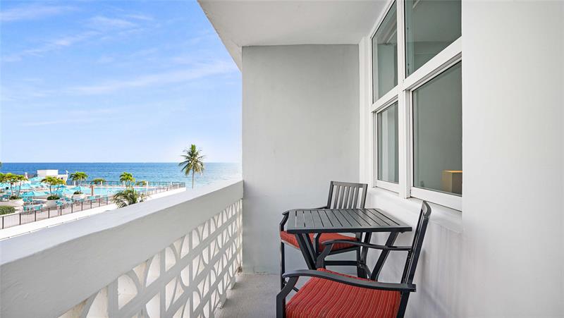 Image 37 of 42 For 4250 Galt Ocean Dr  4j