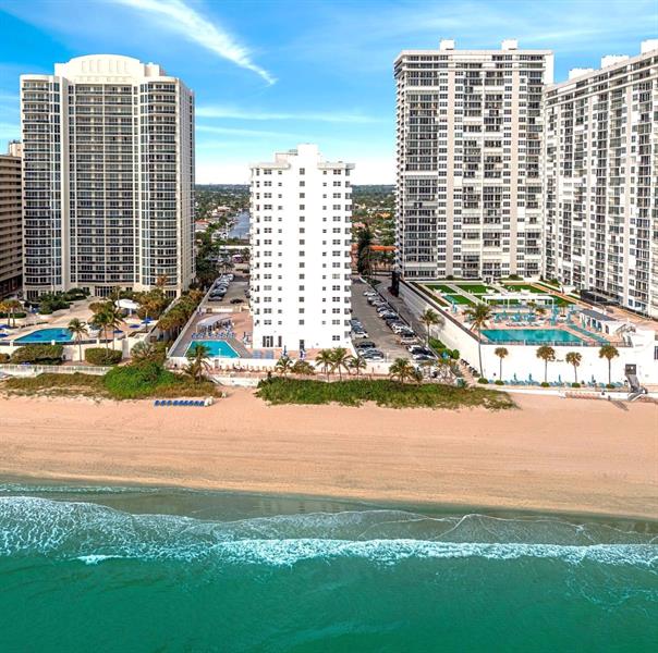 Image 40 of 42 For 4250 Galt Ocean Dr  4j
