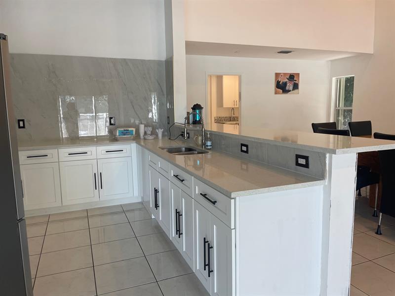 Image 20 of 41 For 5317 67th Ave