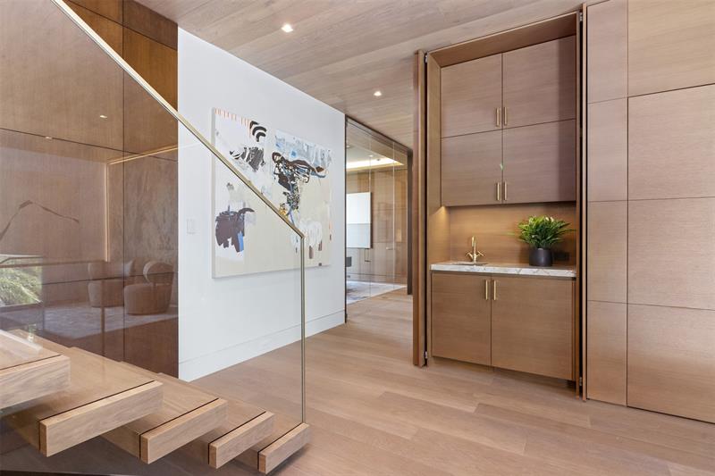 Image 43 of 99 For 625 San Marco Dr