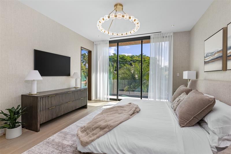 Image 48 of 99 For 625 San Marco Dr