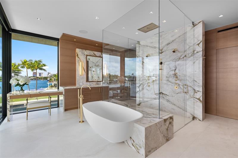 Image 53 of 99 For 625 San Marco Dr