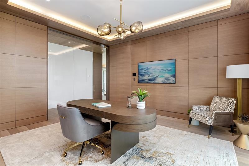 Image 60 of 99 For 625 San Marco Dr