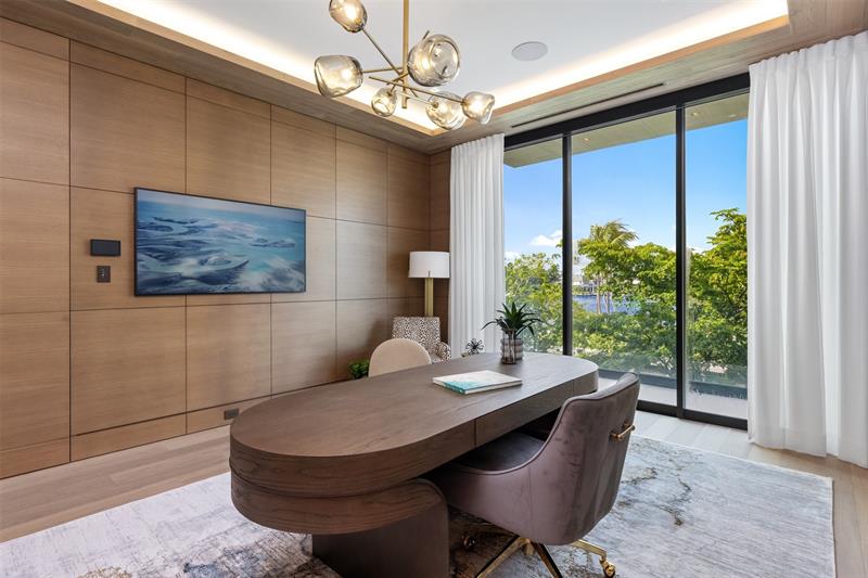 Image 61 of 99 For 625 San Marco Dr