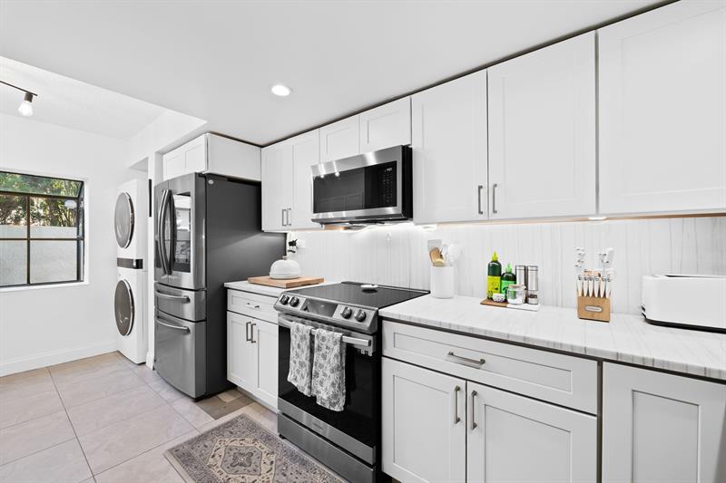 Image 5 of 24 For 4260 70th Ter  4260