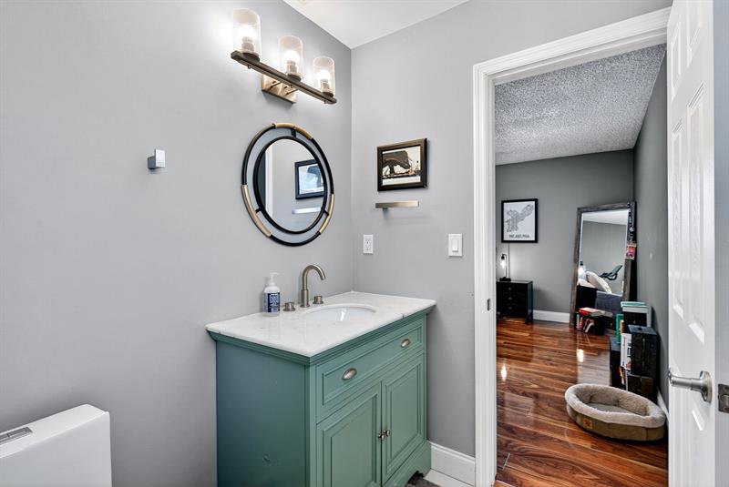 Image 20 of 37 For 10775 40th St