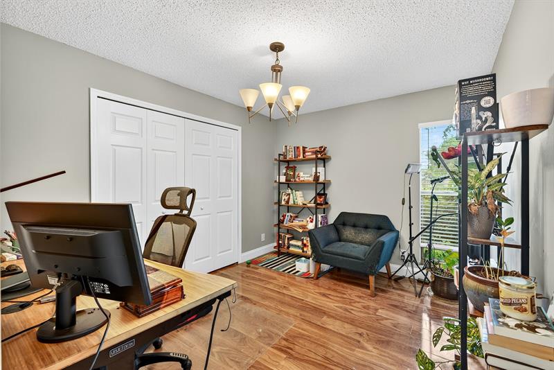 Image 23 of 37 For 10775 40th St