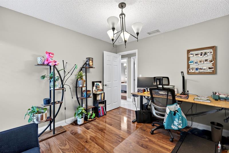 Image 24 of 37 For 10775 40th St