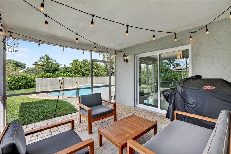 Image 32 of 37 For 10775 40th St