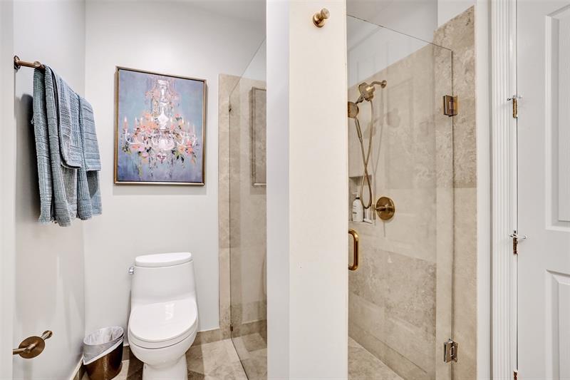 Image 16 of 100 For 6454 93rd Dr