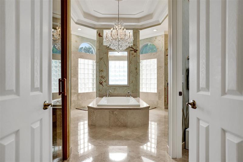 Image 31 of 100 For 6454 93rd Dr