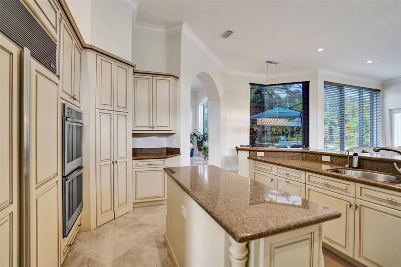 Image 48 of 100 For 6454 93rd Dr