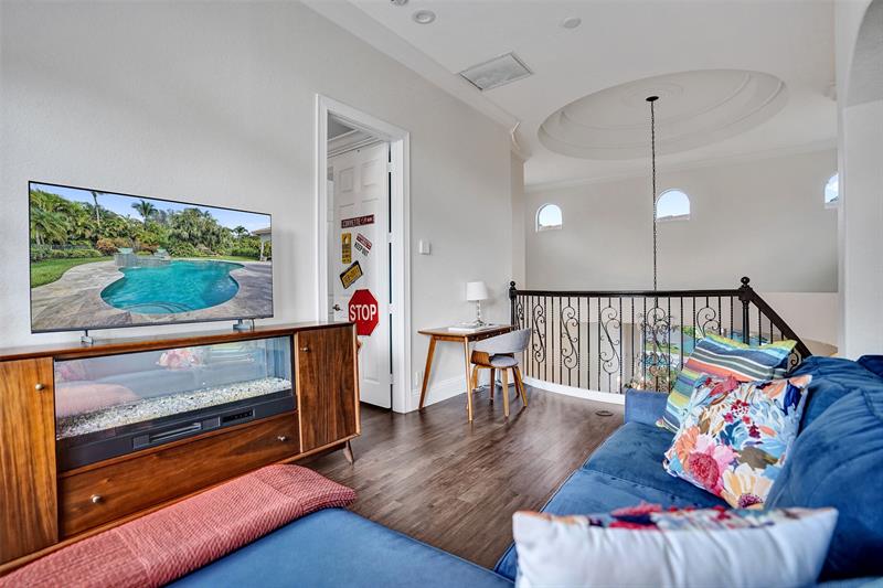 Image 62 of 100 For 6454 93rd Dr