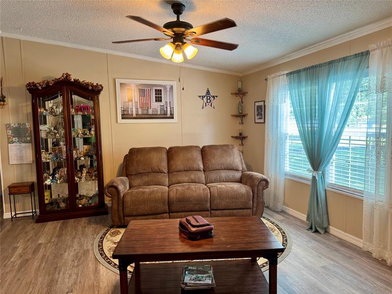 Image 23 of 35 For 19580 80th Dr