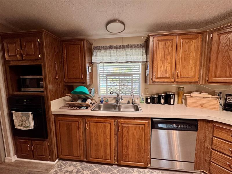 Image 30 of 35 For 19580 80th Dr