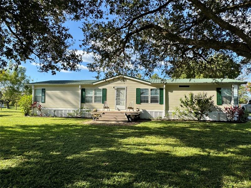 Image 5 of 35 For 19580 80th Dr