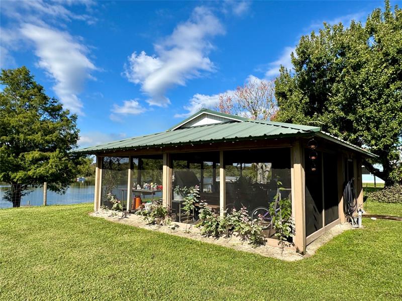 Image 8 of 35 For 19580 80th Dr