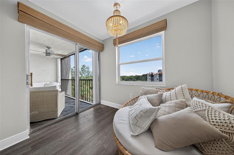 Image 19 of 35 For 3930 Inverrary Blvd  604-d