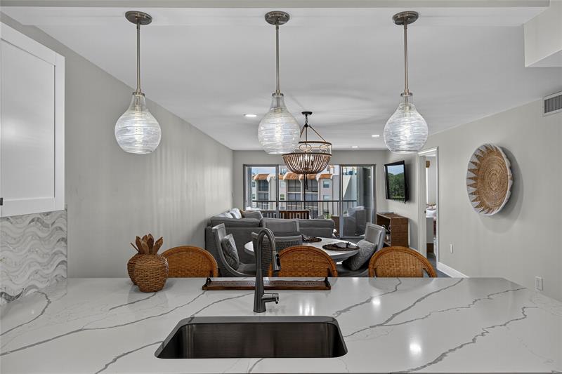 Image 9 of 35 For 3930 Inverrary Blvd  604-d