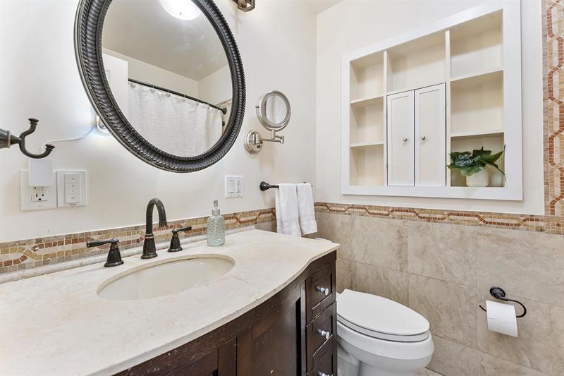 Image 30 of 56 For 921 17th St  