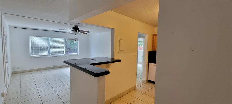 Image 4 of 12 For 200 9th St  2