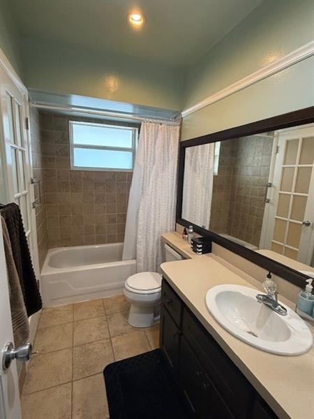 Image 14 of 37 For 4331 16th St  D308