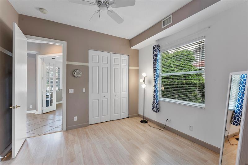 Image 19 of 64 For 5037 119th Ter