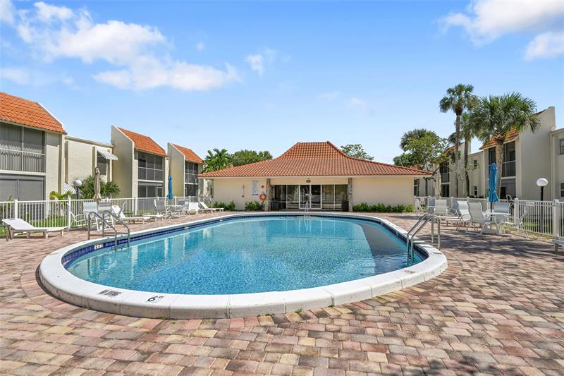 Image 35 of 37 For 1428 4th Ave  I-167