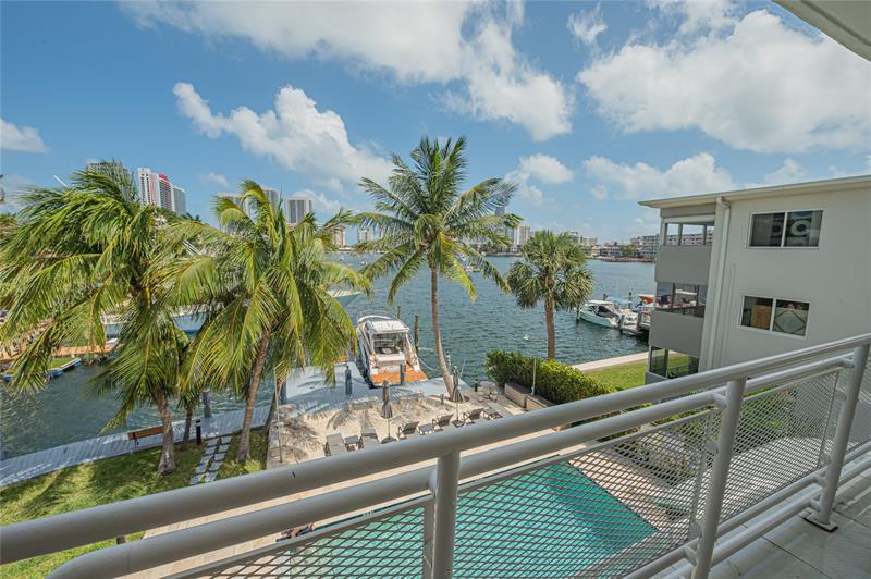 Details for 468 Golden Isles Dr  402, Hallandale Beach, FL 33009