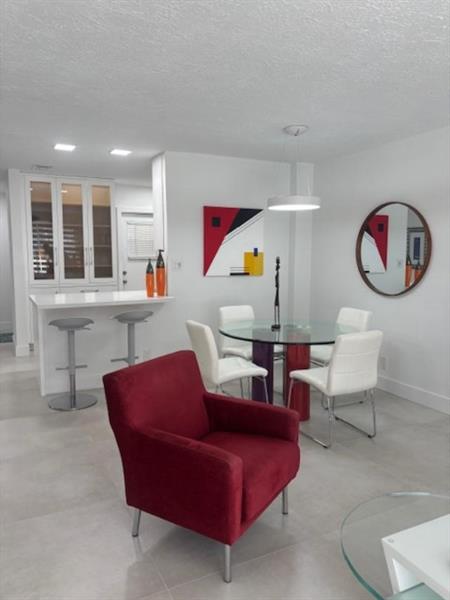 Image 10 of 41 For 604 2nd St  117