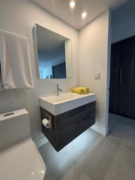 Image 22 of 41 For 604 2nd St  117