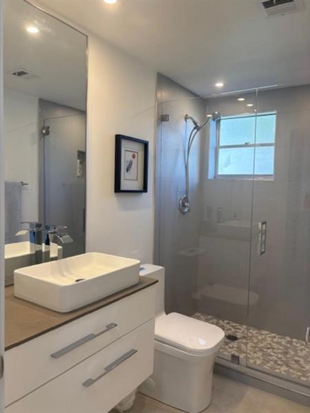 Image 28 of 41 For 604 2nd St  117