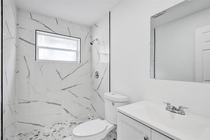 Image 11 of 25 For 6092 24th Ct