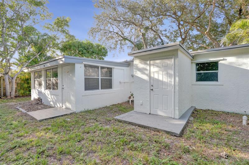 Image 19 of 25 For 6092 24th Ct