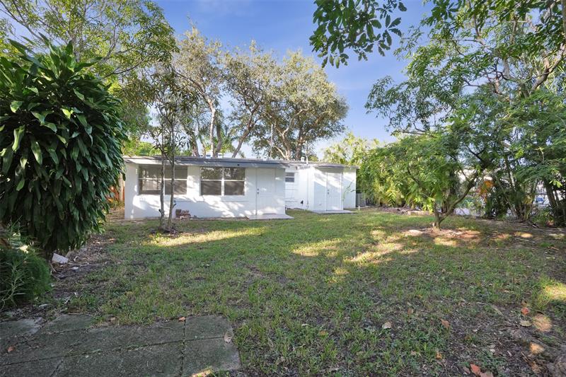 Image 20 of 25 For 6092 24th Ct