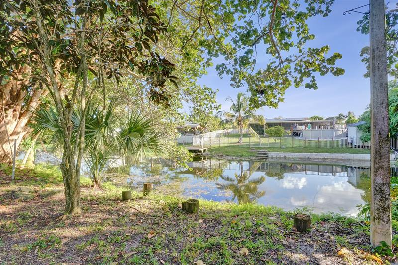 Image 23 of 25 For 6092 24th Ct
