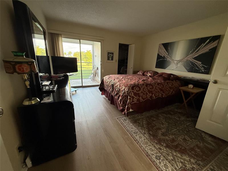 Image 11 of 12 For 2802 Victoria Way  M2