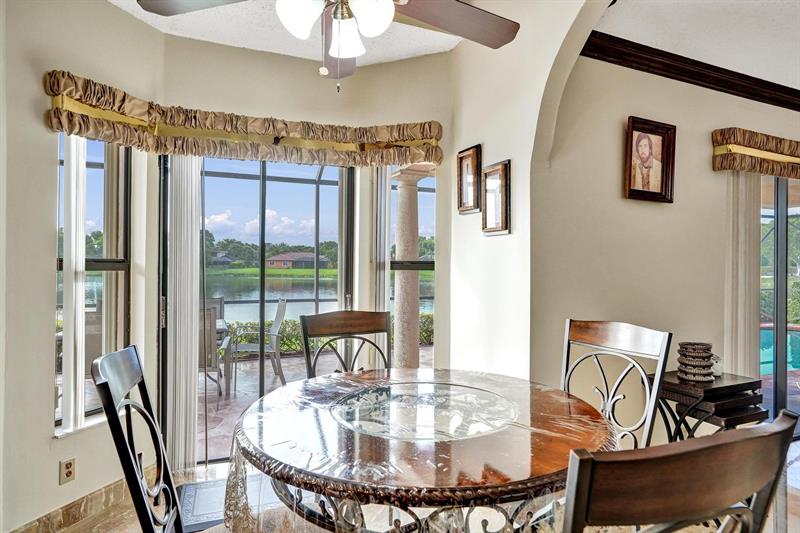 Image 15 of 81 For 6222 54th Dr