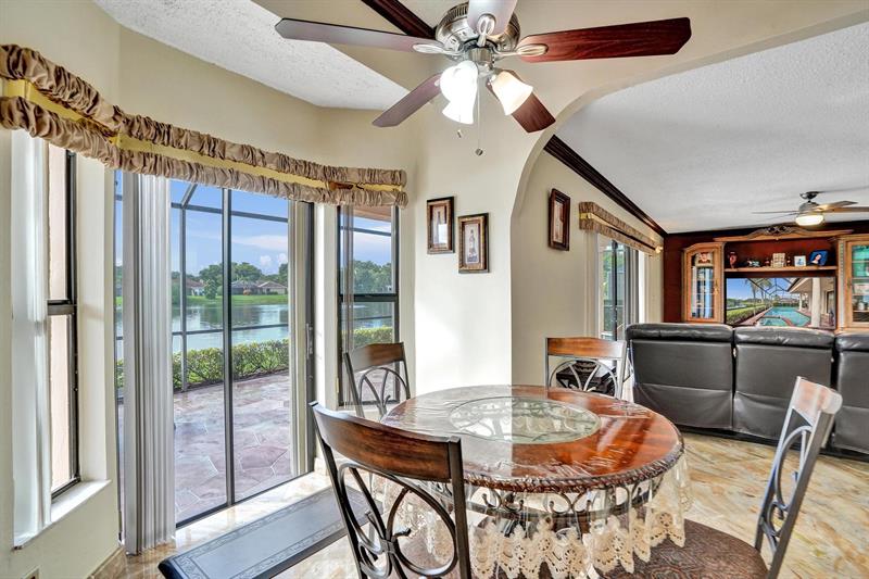 Image 24 of 81 For 6222 54th Dr