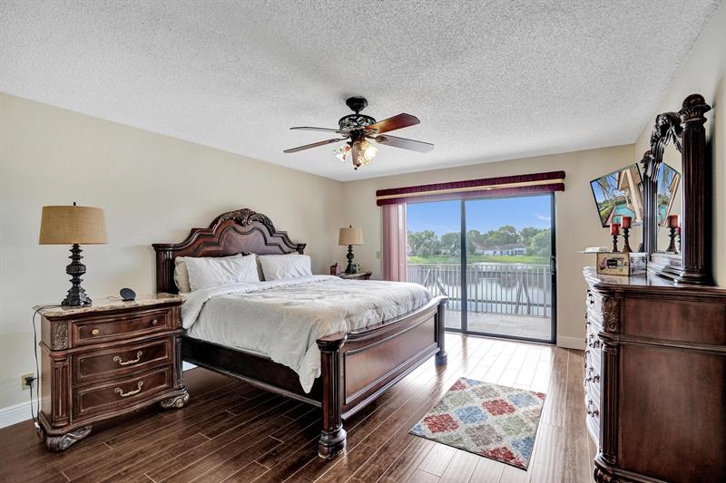 Image 45 of 81 For 6222 54th Dr