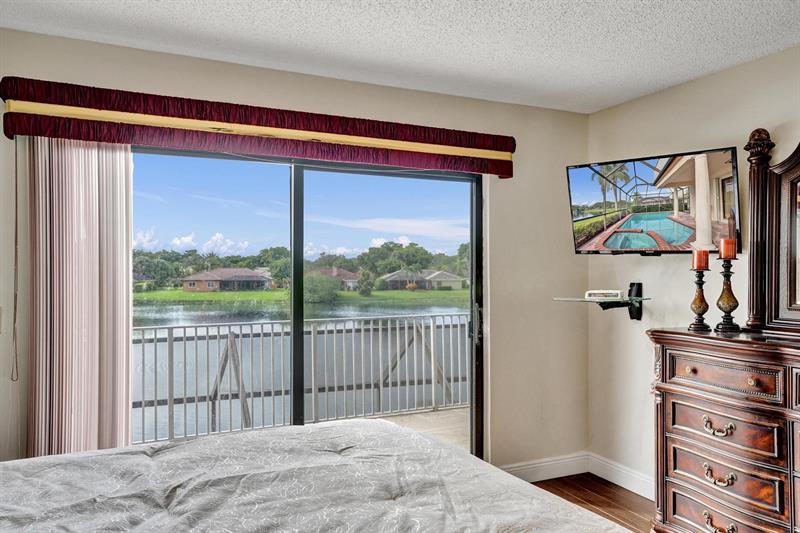 Image 47 of 81 For 6222 54th Dr