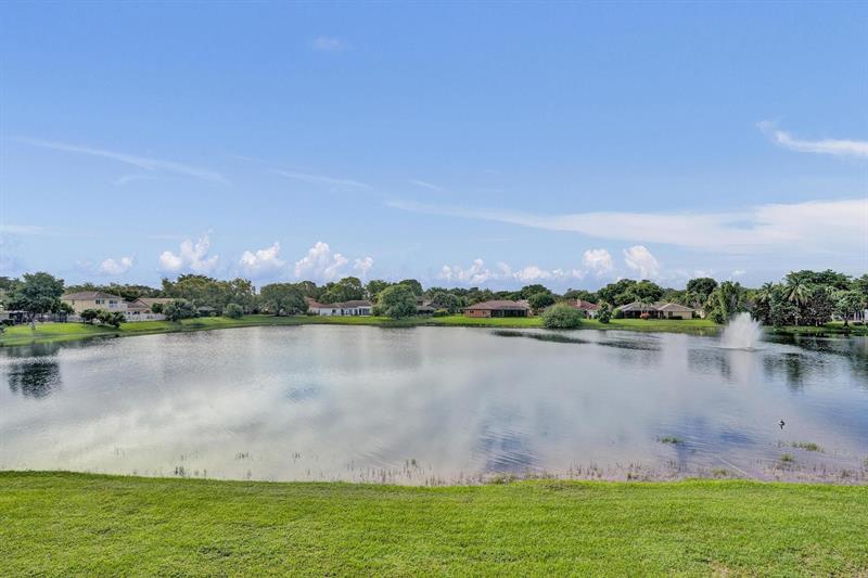 Image 56 of 81 For 6222 54th Dr