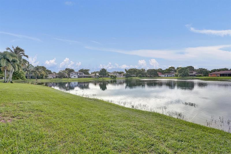 Image 71 of 81 For 6222 54th Dr