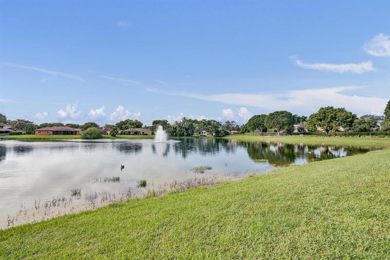 Image 72 of 81 For 6222 54th Dr