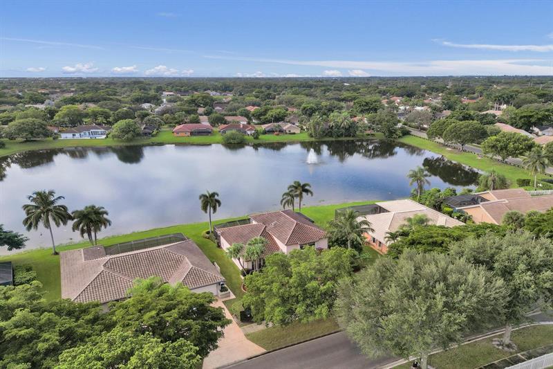 Image 77 of 81 For 6222 54th Dr