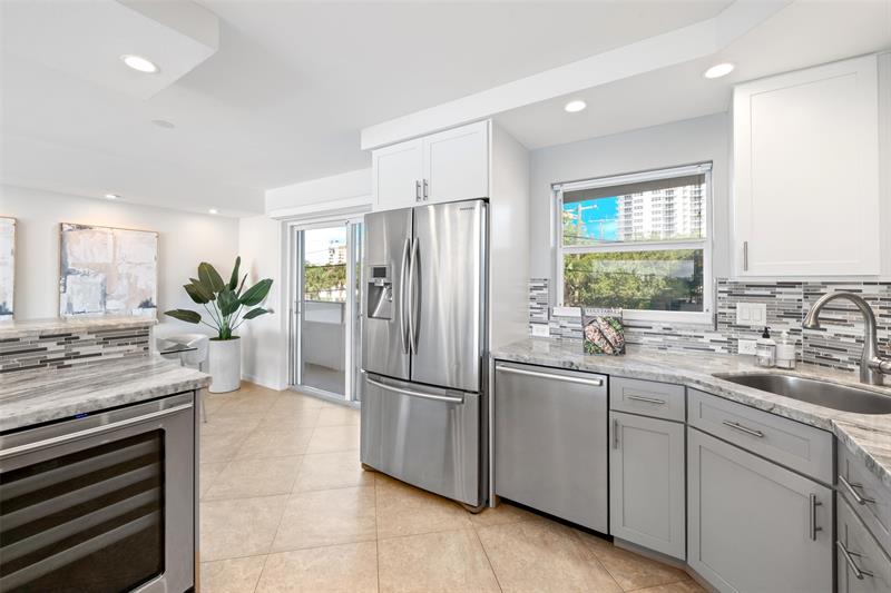 Image 10 of 36 For 215 Birch Rd  2b