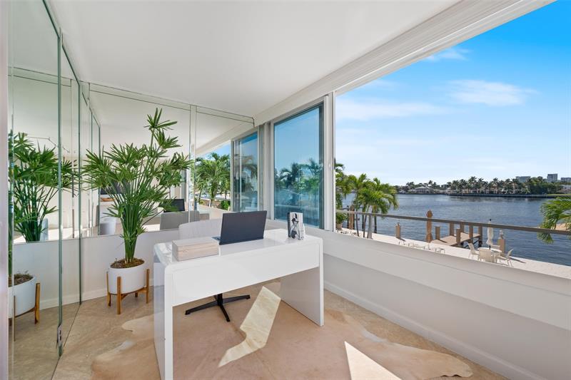 Image 15 of 36 For 215 Birch Rd  2b