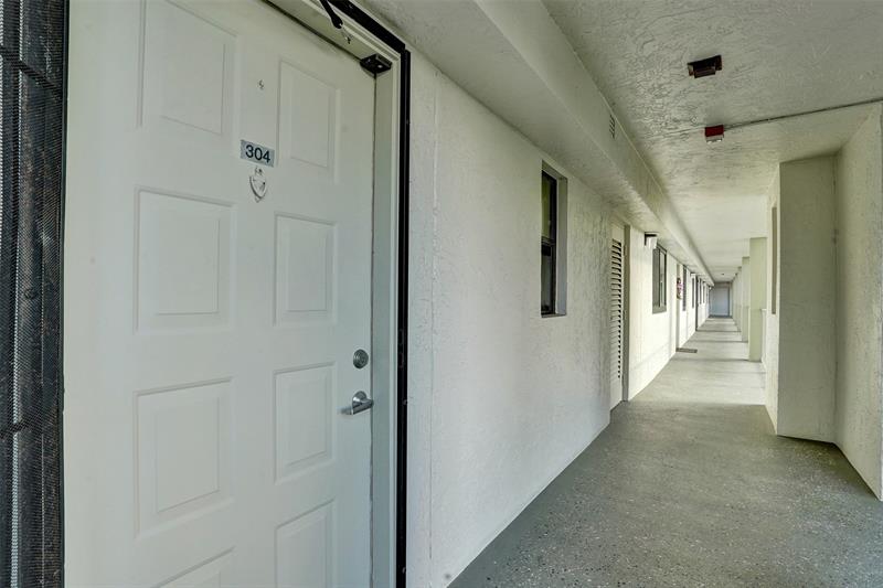 Image 14 of 67 For 2334 Cypress Bend Dr  304